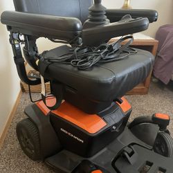 Pride Go Chair
