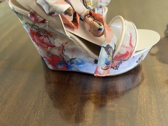 Bamboo Floral Wedges
