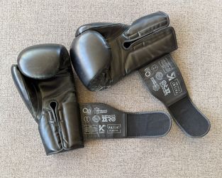 RDX 16 Ounce Boxing Gloves, Size Large / Extra Large