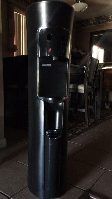 Nexus LXP hot cold water dispenser
