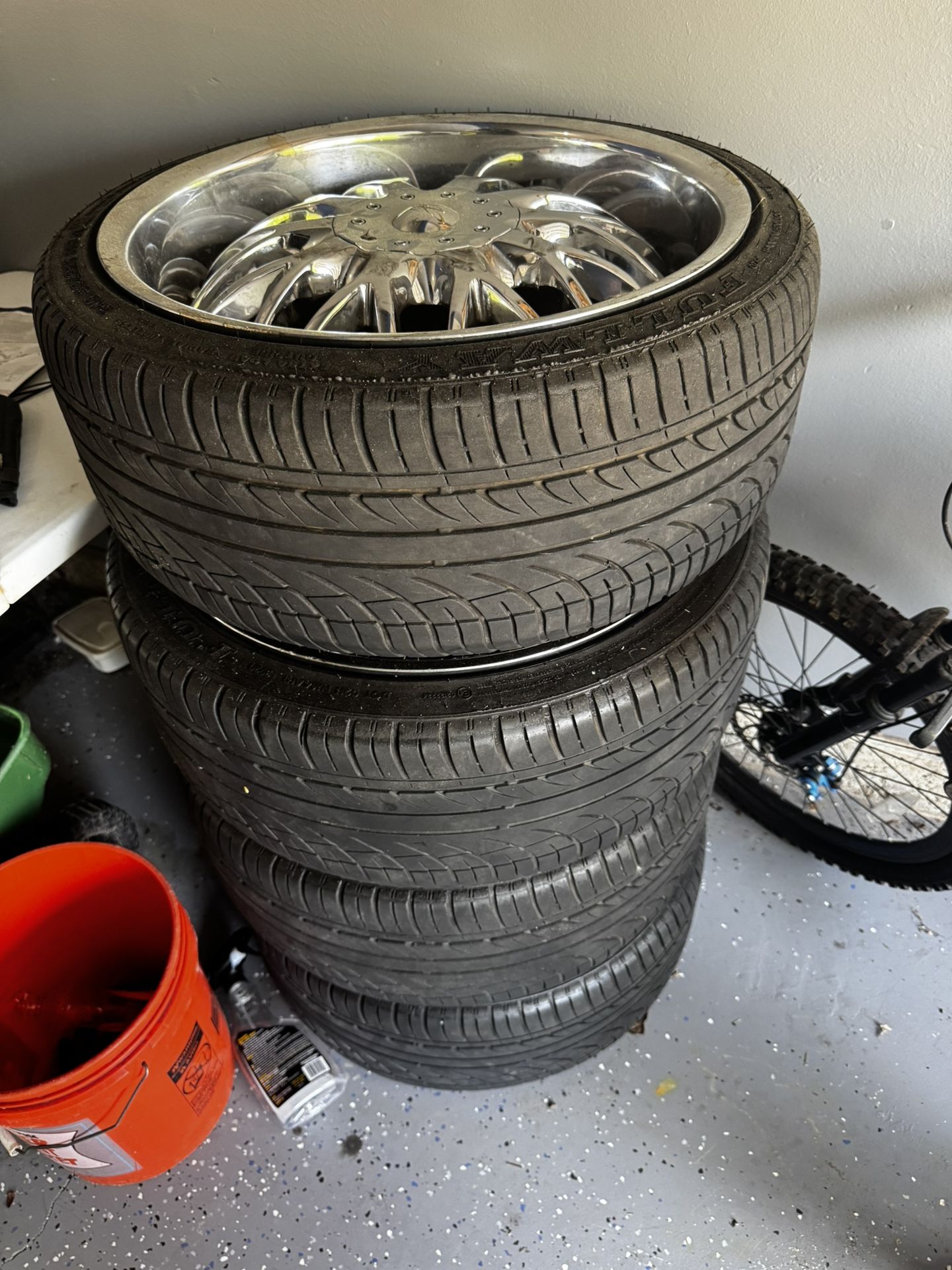 Rims & Tires