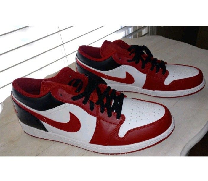 Nike Air Jordan 1 Low Gym Red Black Mens Size 14
