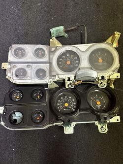 75-86 C10 Gauges