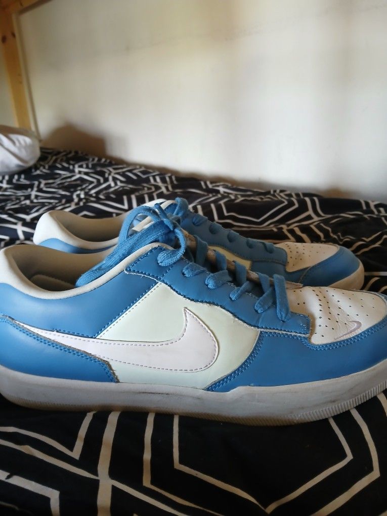 Blue Nikes Size 13