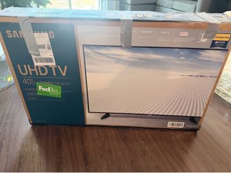 Samsung 40” UHD TV