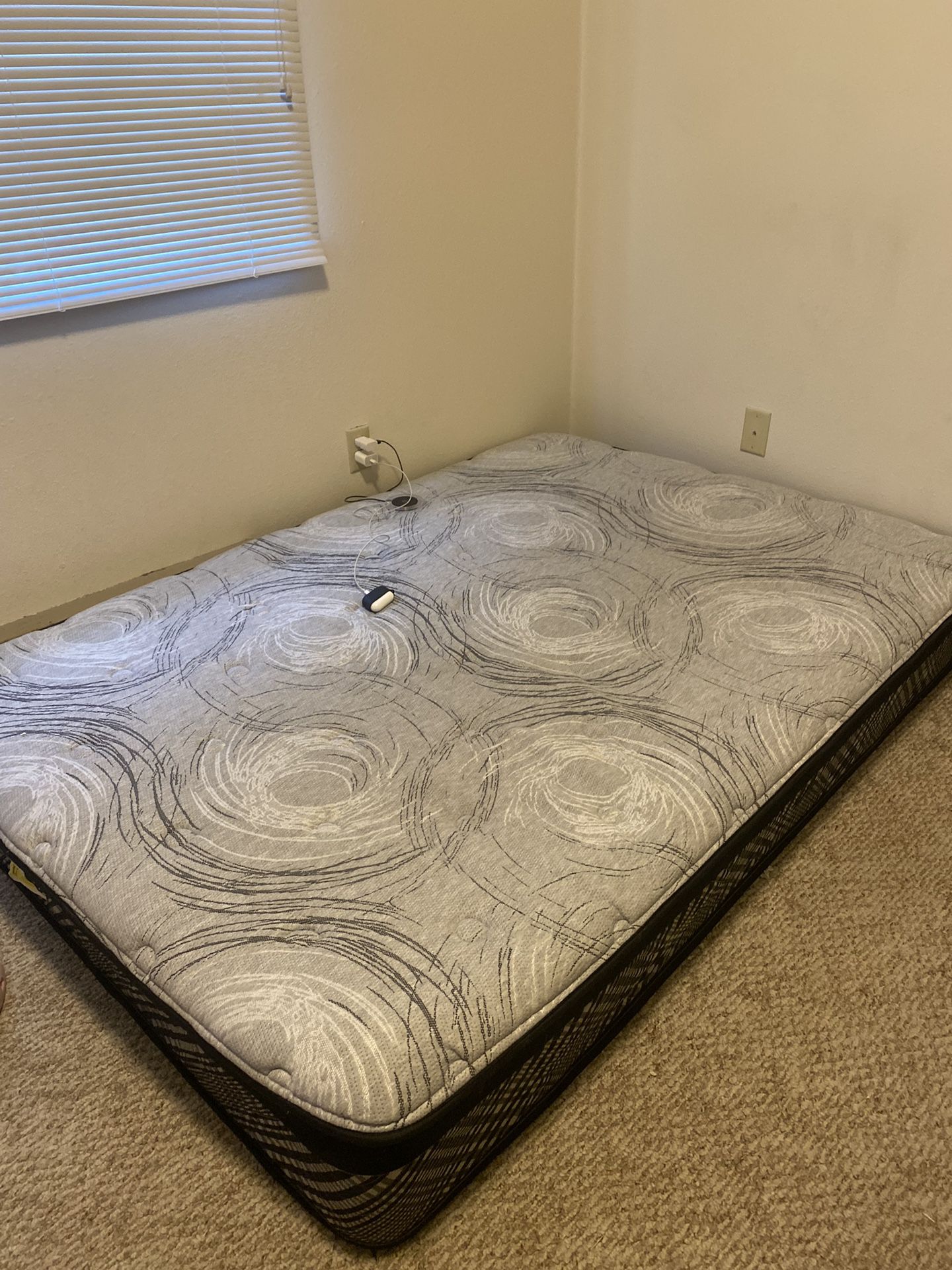 full size bed 