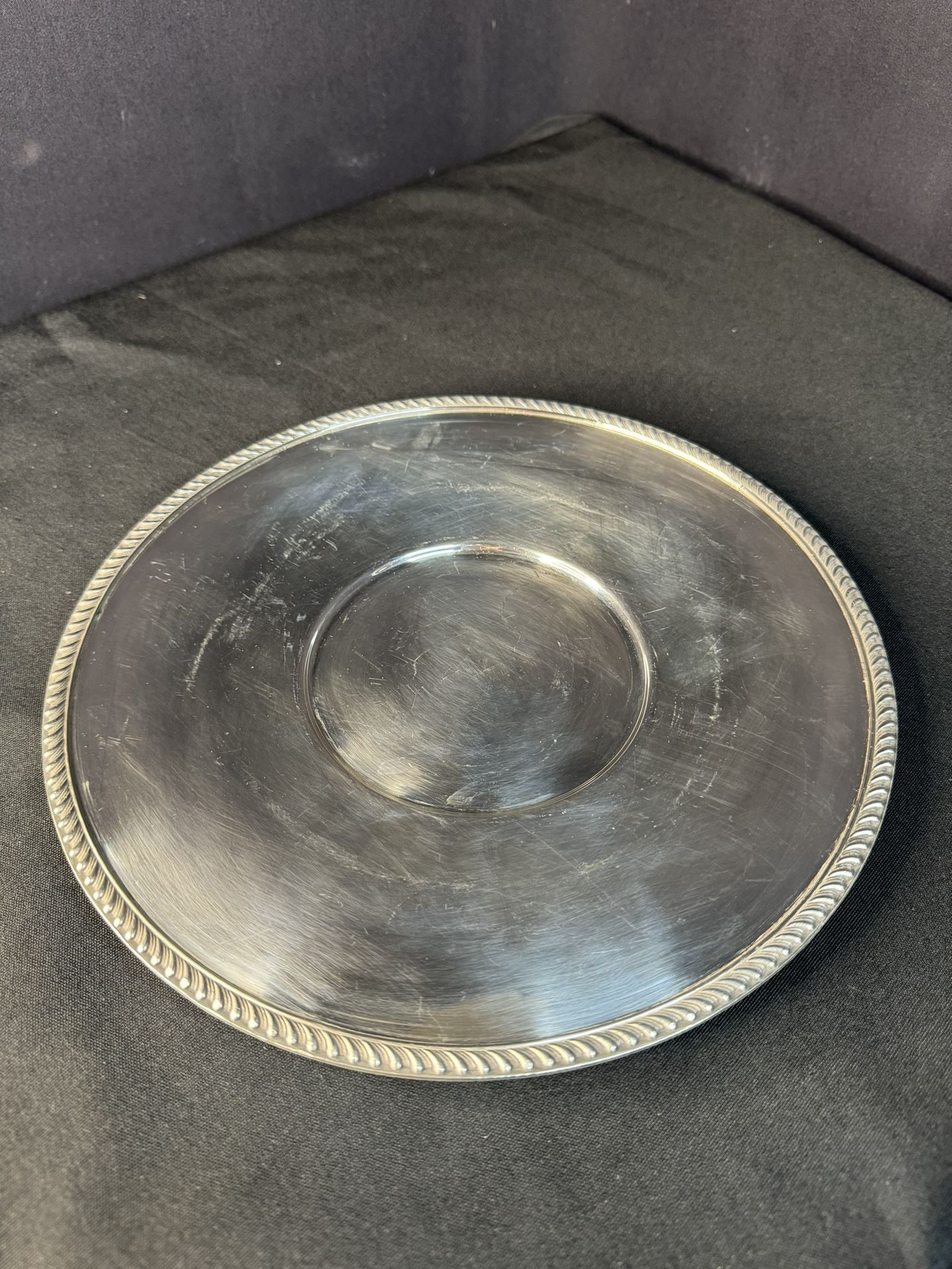 Vintage POOLE SILVER CO 1020 Silver Plate Dish 10.5"