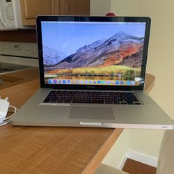 MacBook Pro i7
