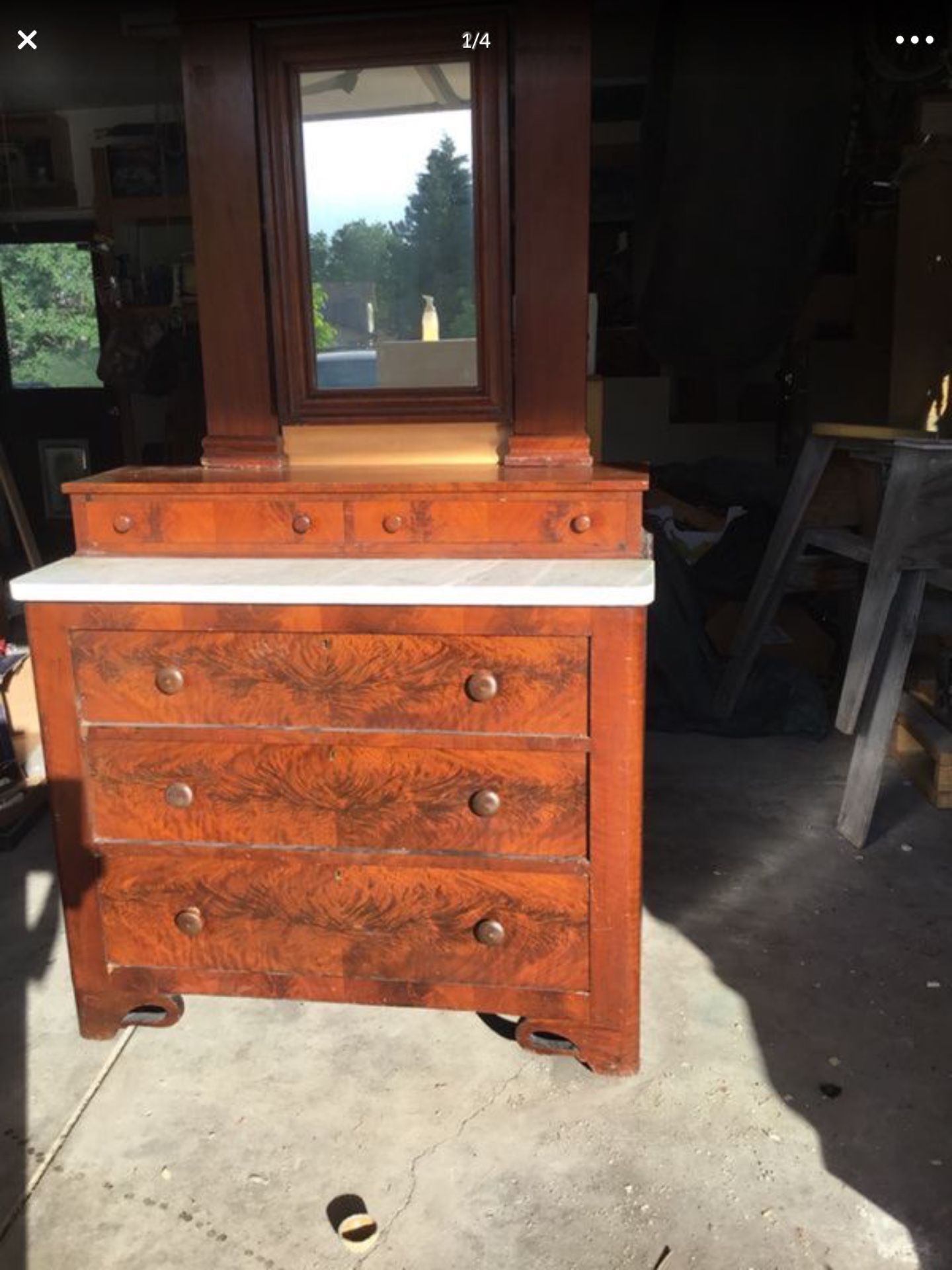 Antique dresser from 1800’s beautiful marble top dresser with mirror
