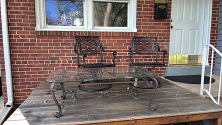 Glass table & turning chairs