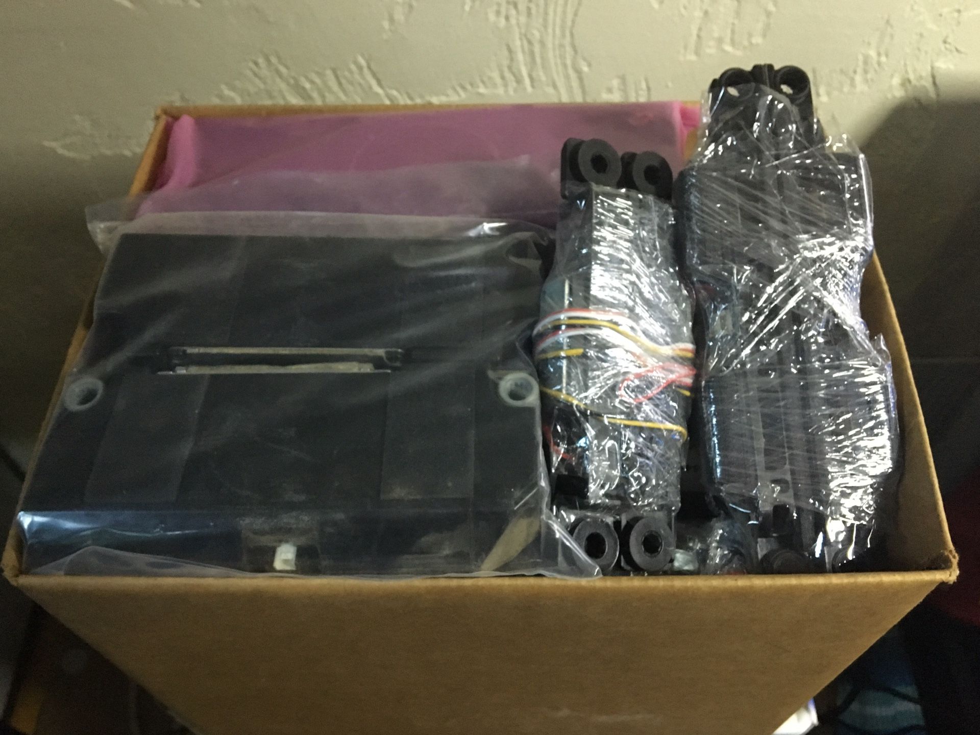 Box with more than a dozen or tv speakers different brands and sizes ideal for school or hobbies