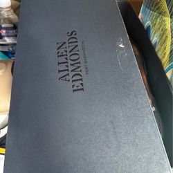 Allen Edmonds dress shoes size 10.5
