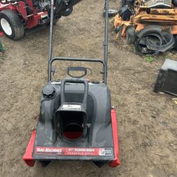 YardMachine Snowblower