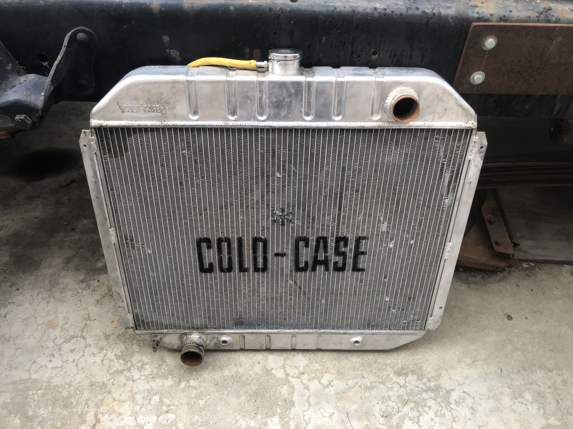 oversized radiator 66-79 ford trucks