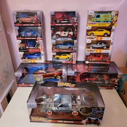 Jada die cast cars -  lot of 15.  New in box