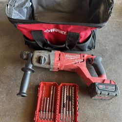 Milwaukee Roto Hammer