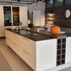 Luxury Kitchen Cabinets – Clearance | Custom Layouts Available  