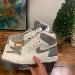 Jordan 1 “Stealth” Size Men’s 8.5 Extra Laces