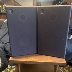 Vintage Hitachi Speakers SS-81B