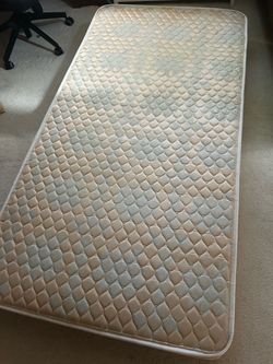 Single mattress
