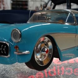 1957 Chevy Corvette Hard Top - Die Cast Metal -