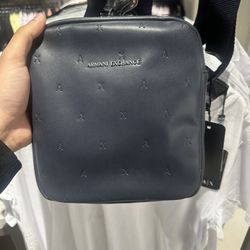 ARMANI EXCHANGE GENUINE LEATHER BAG 