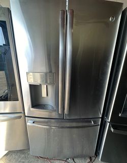GE French Door Fridge with IceMaker