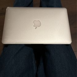 Mac Book Air