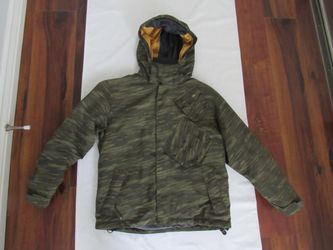 Boys Youth 12/14 Green Camouflage Snowboard Ski Jacket, 686