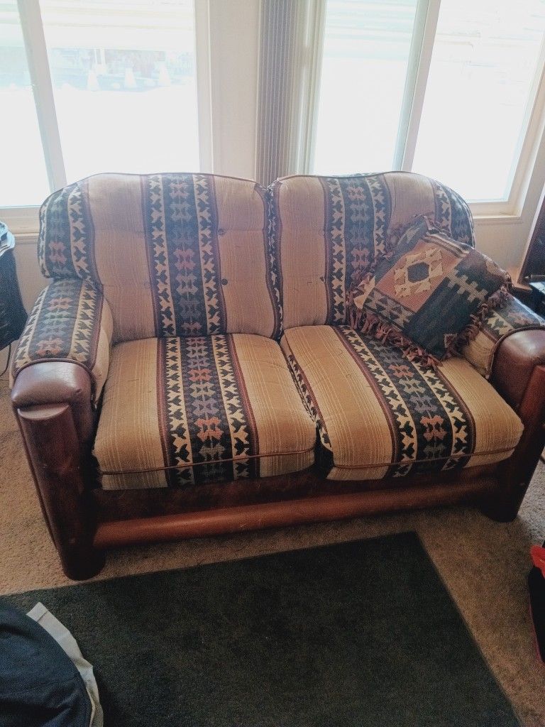 Sofa / 2 Piece