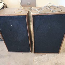 Vintage Magnavox S073 Floor Speakers