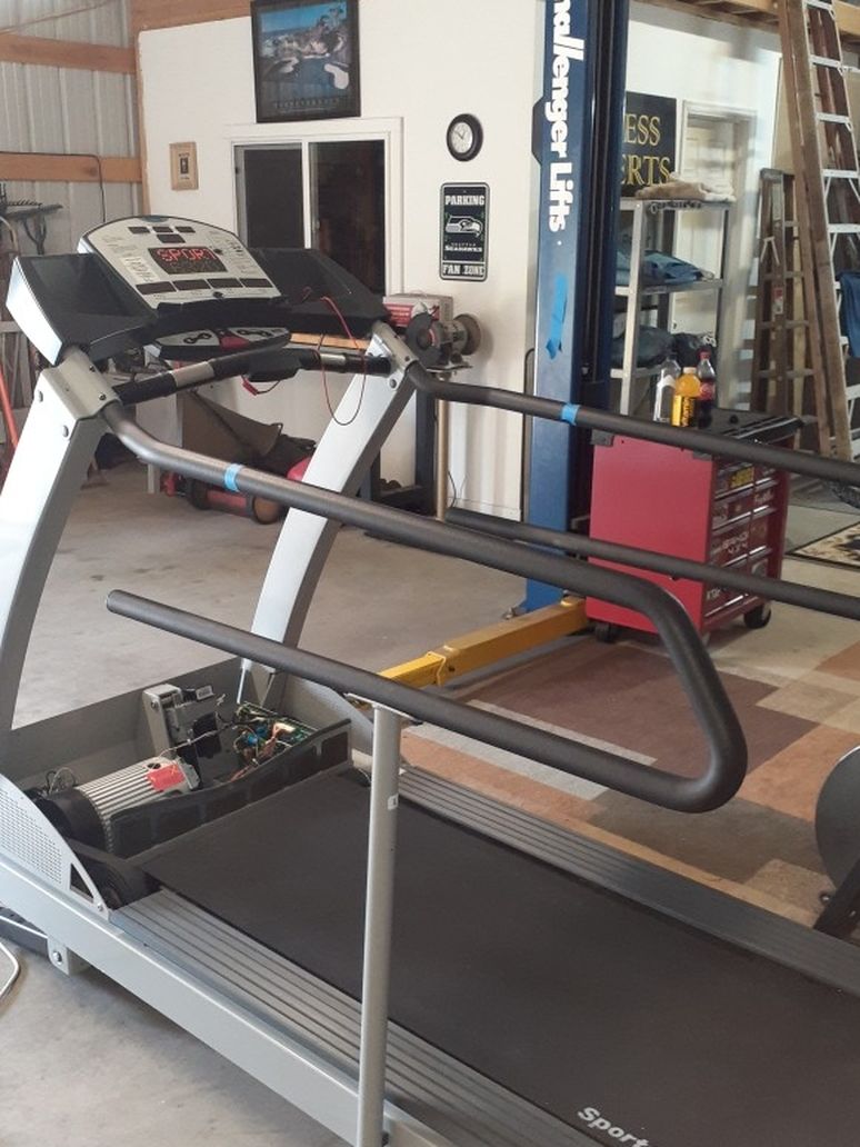 SportsArt 6320 Treadmill