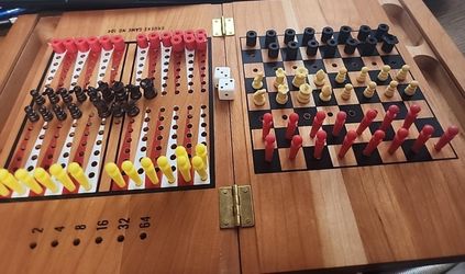 Vintage MC Drueke The Little Monarch Peg Sets Chess Checkers Backgammon no.104