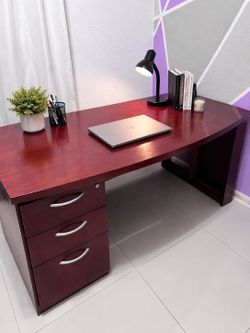 Cherry Wood Office Desk with 3 Drawers/Filing Cabinet