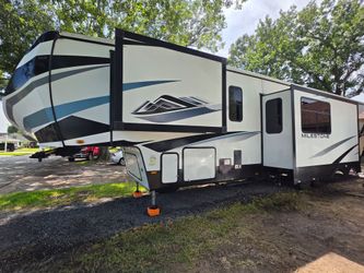 Heartland Milestone 386bh