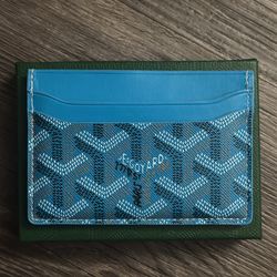 Sky blue g0yard cardholder
