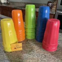 15 (20 oz) Multi Colored Plastic Cups