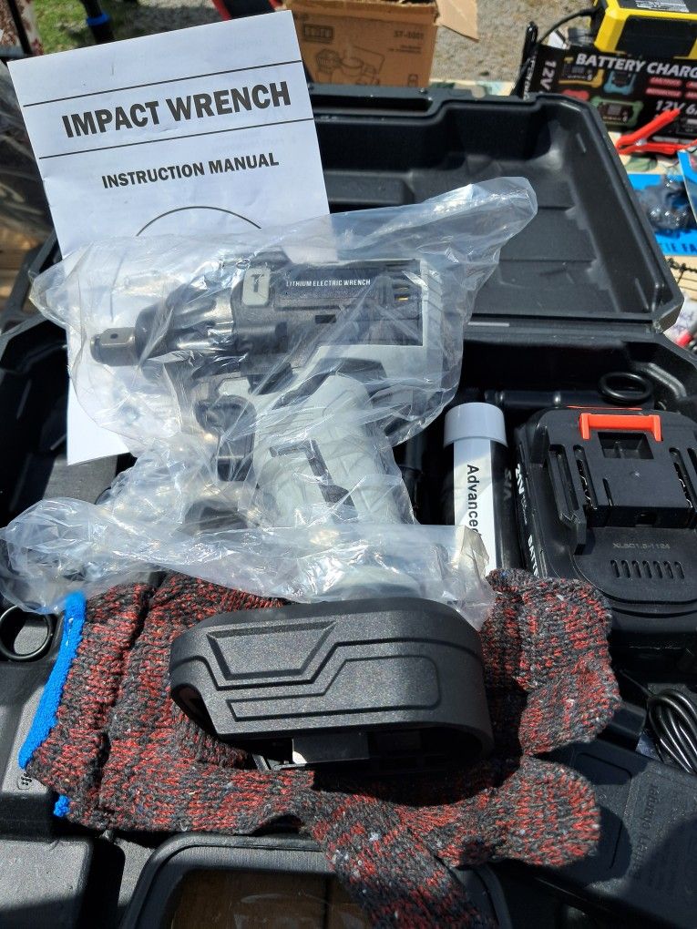 2025 Lithium Ion IMPACT Wrench 2 Batteries