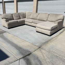 *Free Delivery* Ashley Furniture Sectional Couch Sofa