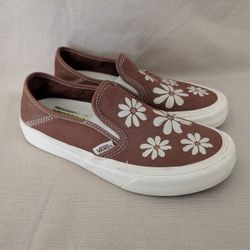 Woman's Slip On Vans Shoes Daisy Print 