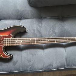 American Deluxe Jazz Bass