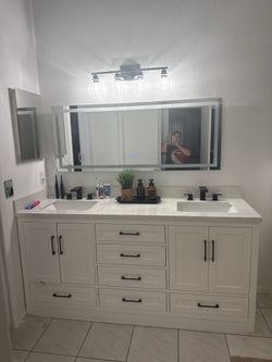 Bathroom vanity double sink