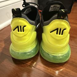 Nike Air Max 270