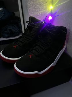 jordan 2 max aura