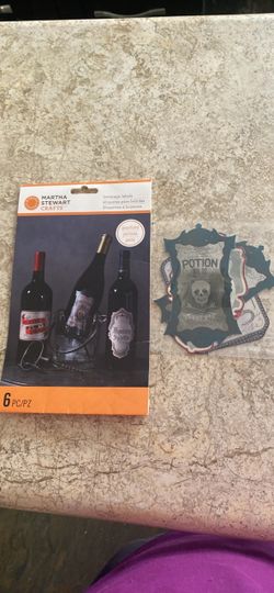 Martha Stewart Crafts Halloween Beverage Labels 6-Pack