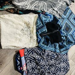 Small Ladies Clothing 