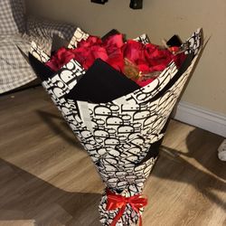 Flowers/ Red Roses / Arrangements/ Bouquet/ Flores Naturales / Ramo