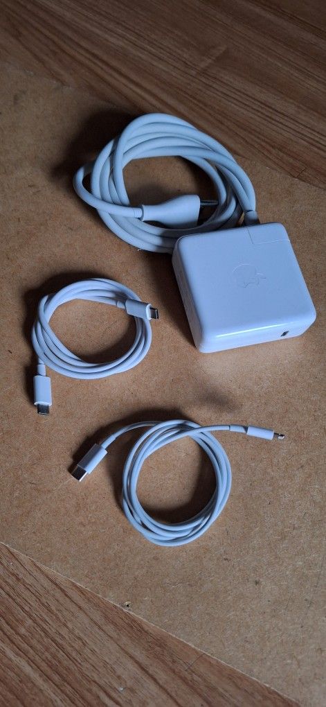 Original Apple Charger Type C (for Laptop or Apple iPhone)
