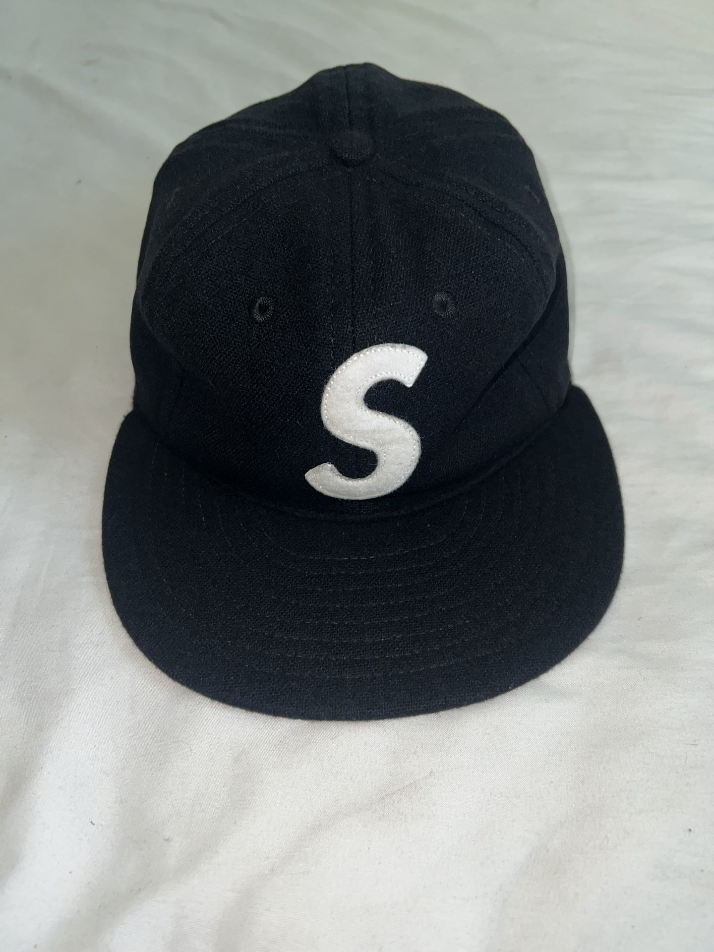 Supreme Hat