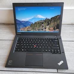 Lenovo ThinkPad T440 14-inch laptop 
**READ FULL DESCRIPTION **
Intel Core i5 4200U 1.60GHz
4GB RAM 
120GB SSD 
Windows 10 pro. Microsoft office insta